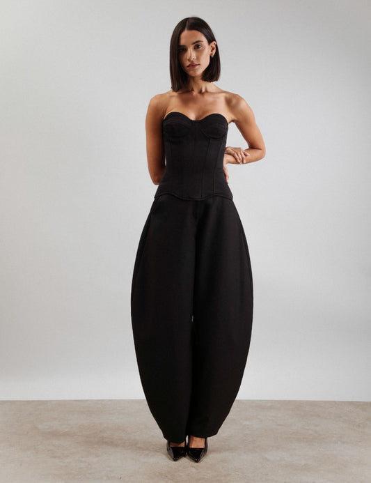 מחוך אדריכלי מפוסל מסאטן AURELIA™ 